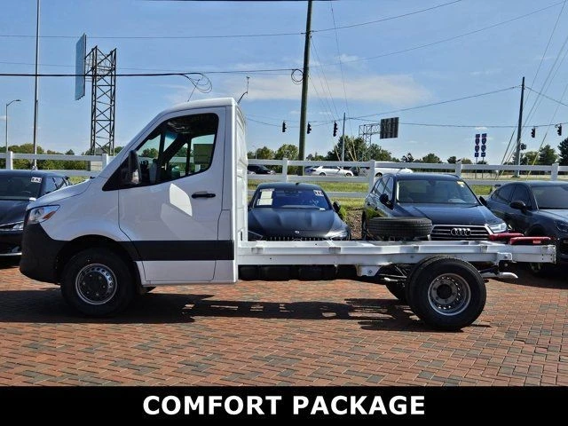 2024 Mercedes-Benz VS30 Sprinter - Image 3 of 12