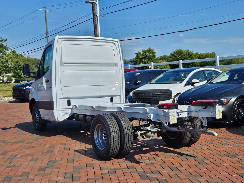2024 Mercedes-Benz VS30 Sprinter - Image 5 of 21