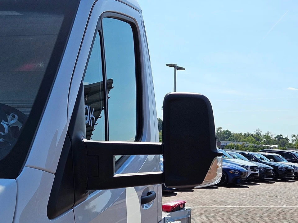 2024 Mercedes-Benz VS30 Sprinter - Image 10 of 30