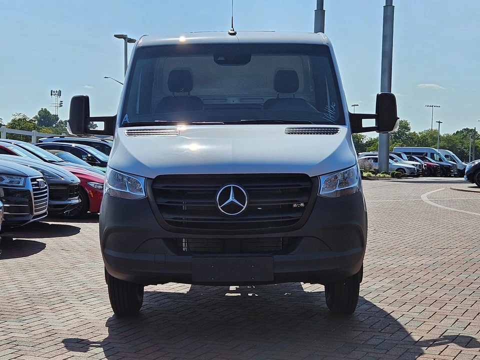 2024 Mercedes-Benz VS30 Sprinter - Image 3 of 12