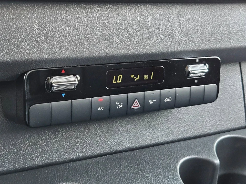 2024 Mercedes-Benz VS30 Sprinter - Image 28 of 30