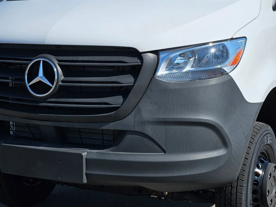 2024 Mercedes-Benz VS30 Sprinter - Image 9 of 21