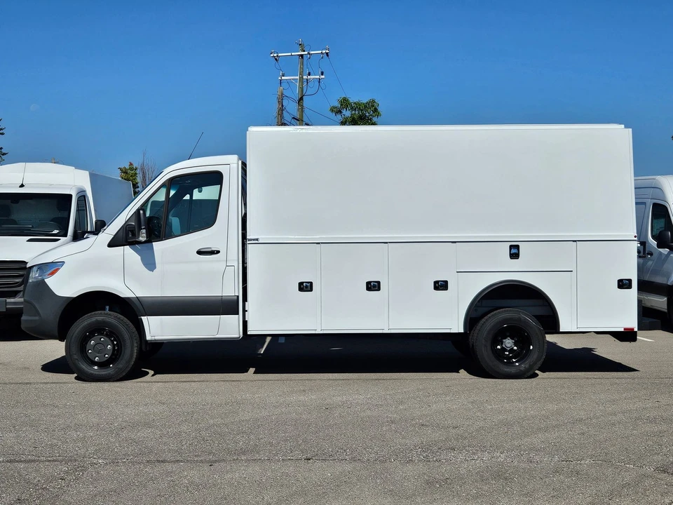 2024 Mercedes-Benz VS30 Sprinter - Image 4 of 12
