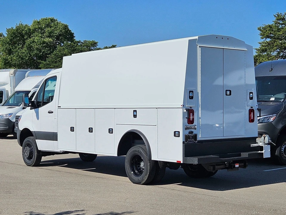 2024 Mercedes-Benz VS30 Sprinter - Image 7 of 21