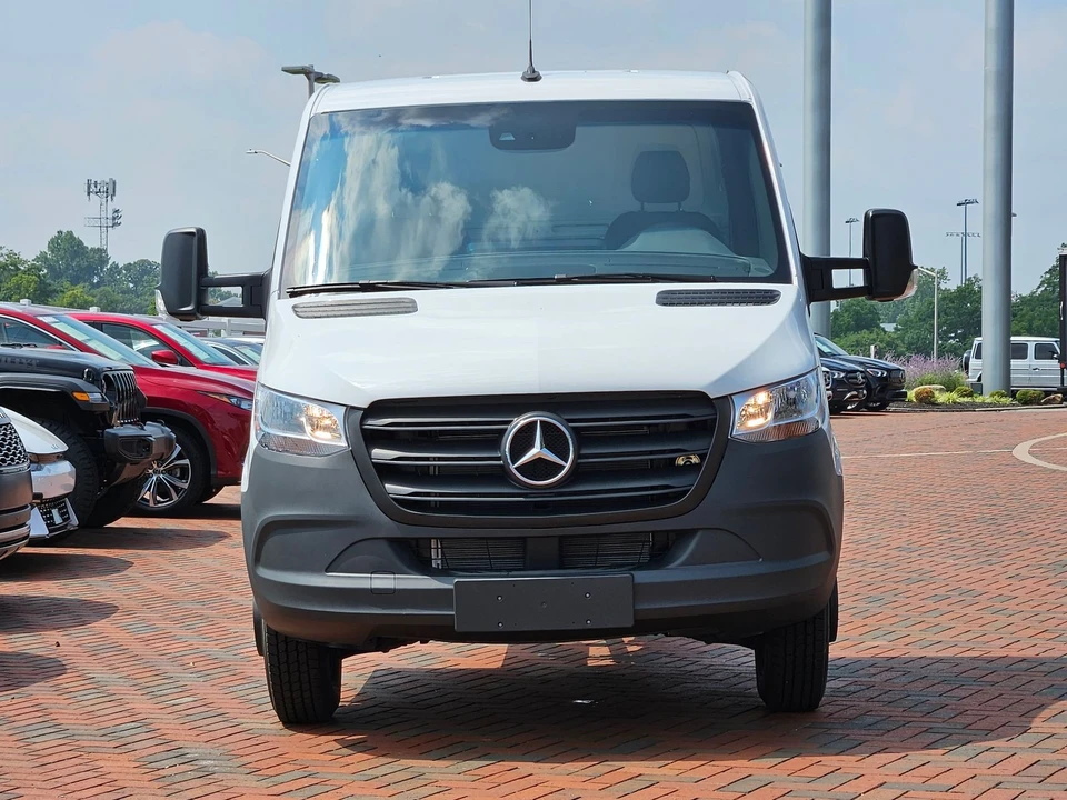 2024 Mercedes-Benz VS30 Sprinter - Image 3 of 12
