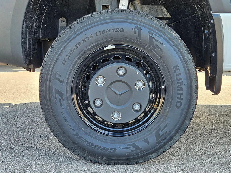 2024 Mercedes-Benz VS30 Sprinter - Image 9 of 12
