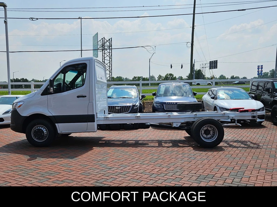 2024 Mercedes-Benz VS30 Sprinter - Image 4 of 12