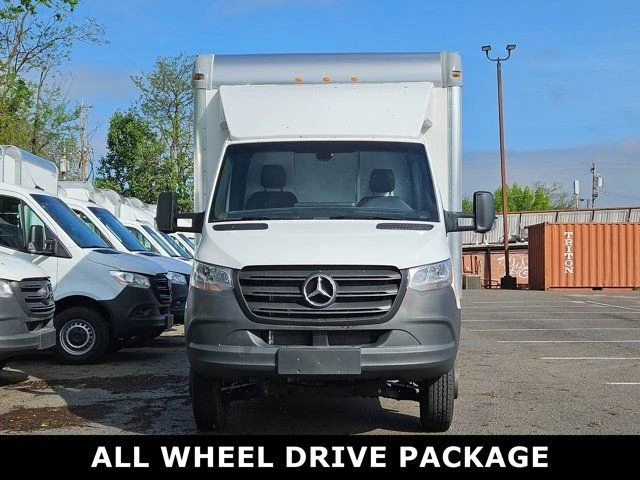 2024 Mercedes-Benz VS30 Sprinter - Image 2 of 12