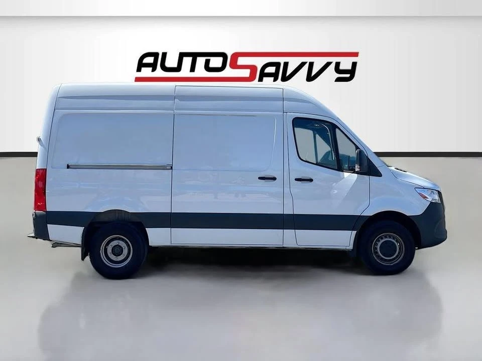 2024 Mercedes-Benz VS30 Sprinter - Image 8 of 20