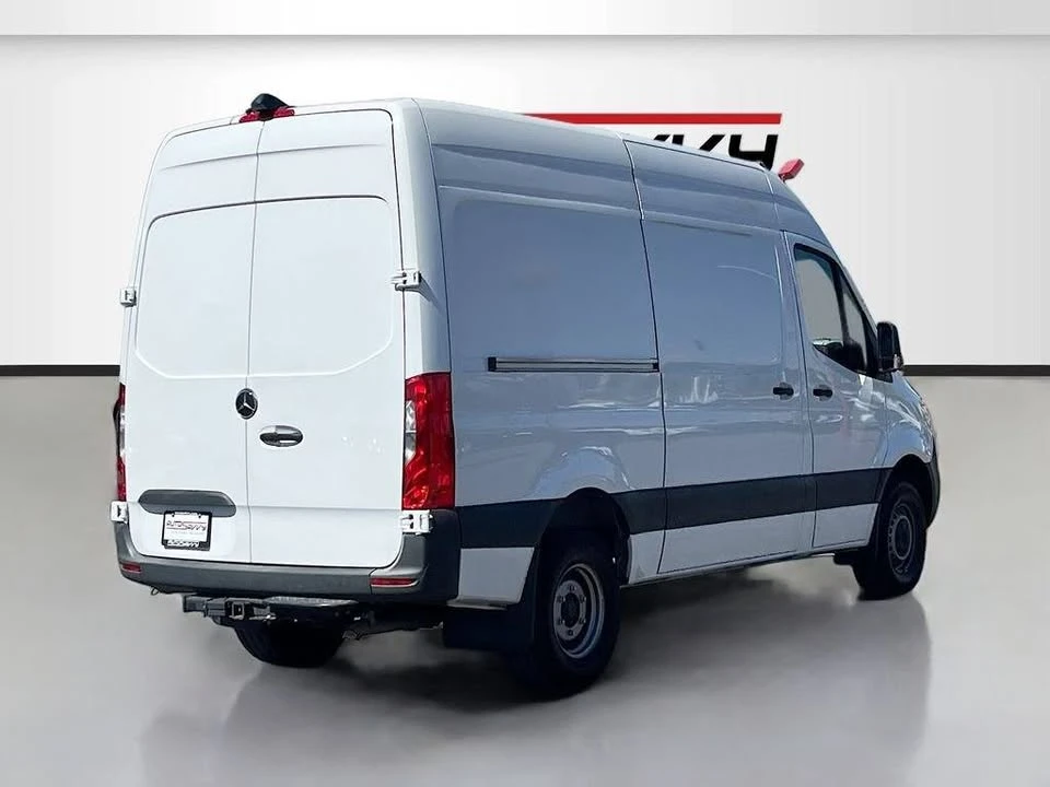2024 Mercedes-Benz VS30 Sprinter - Image 7 of 20
