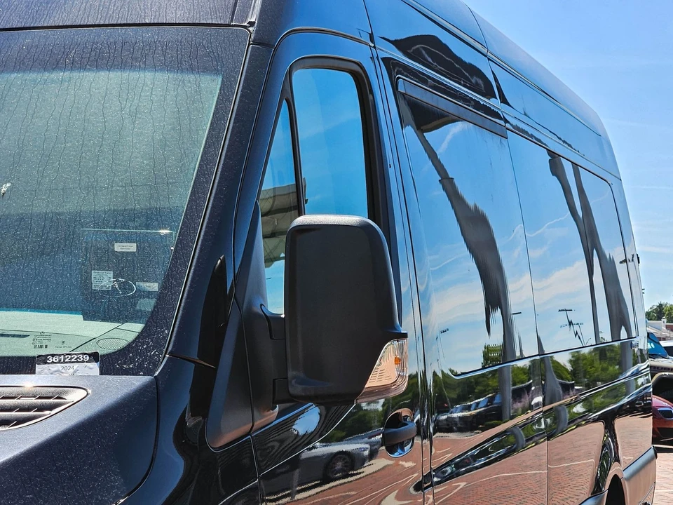 2024 Mercedes-Benz VS30 Sprinter - Image 8 of 12