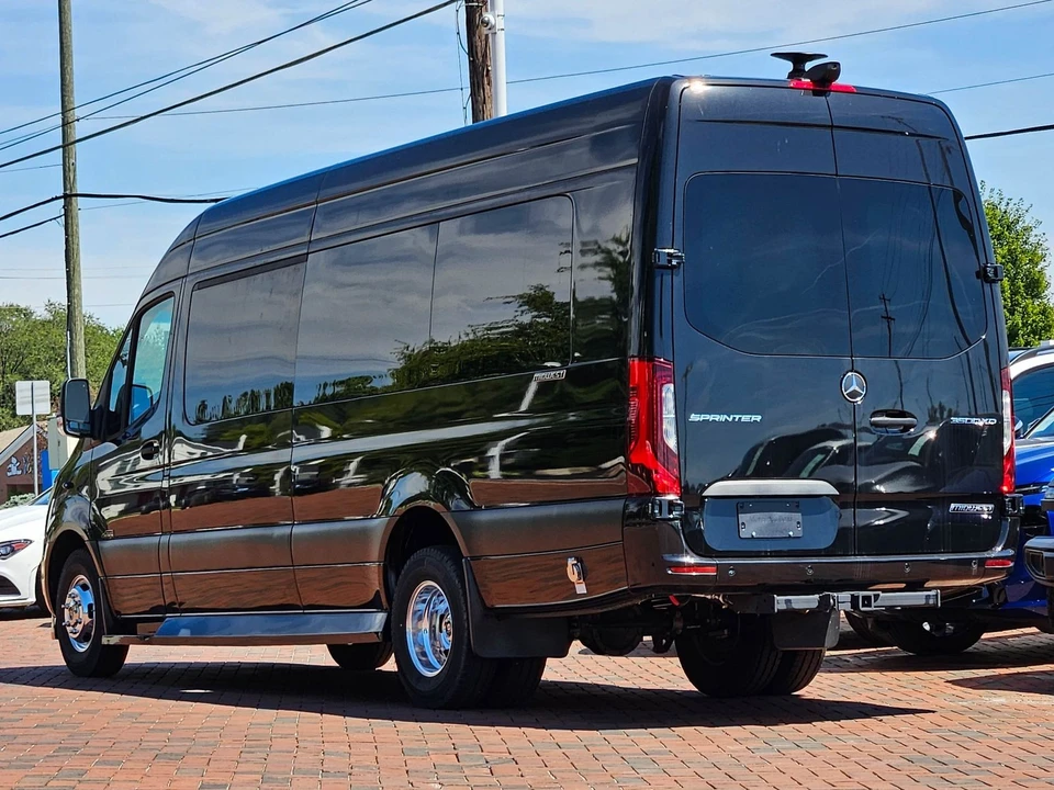 2024 Mercedes-Benz VS30 Sprinter - Image 5 of 12