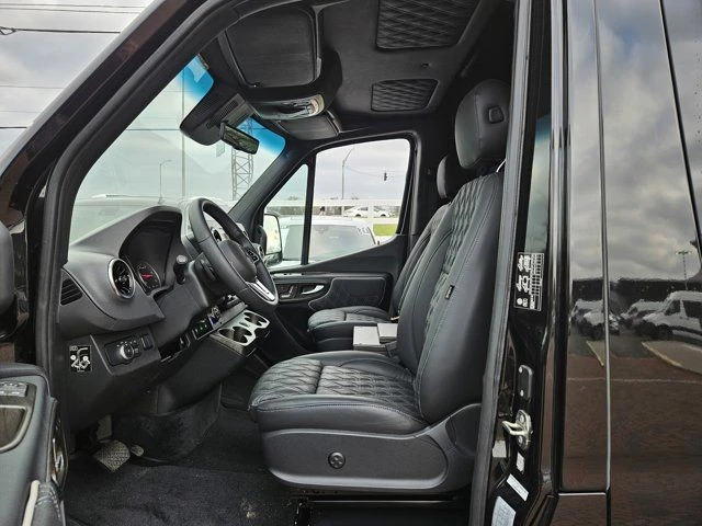 2024 Mercedes-Benz VS30 Sprinter - Image 12 of 21