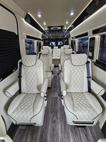 2024 Mercedes-Benz VS30 Sprinter - Image 2 of 12