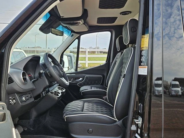 2024 Mercedes-Benz VS30 Sprinter - Image 11 of 12