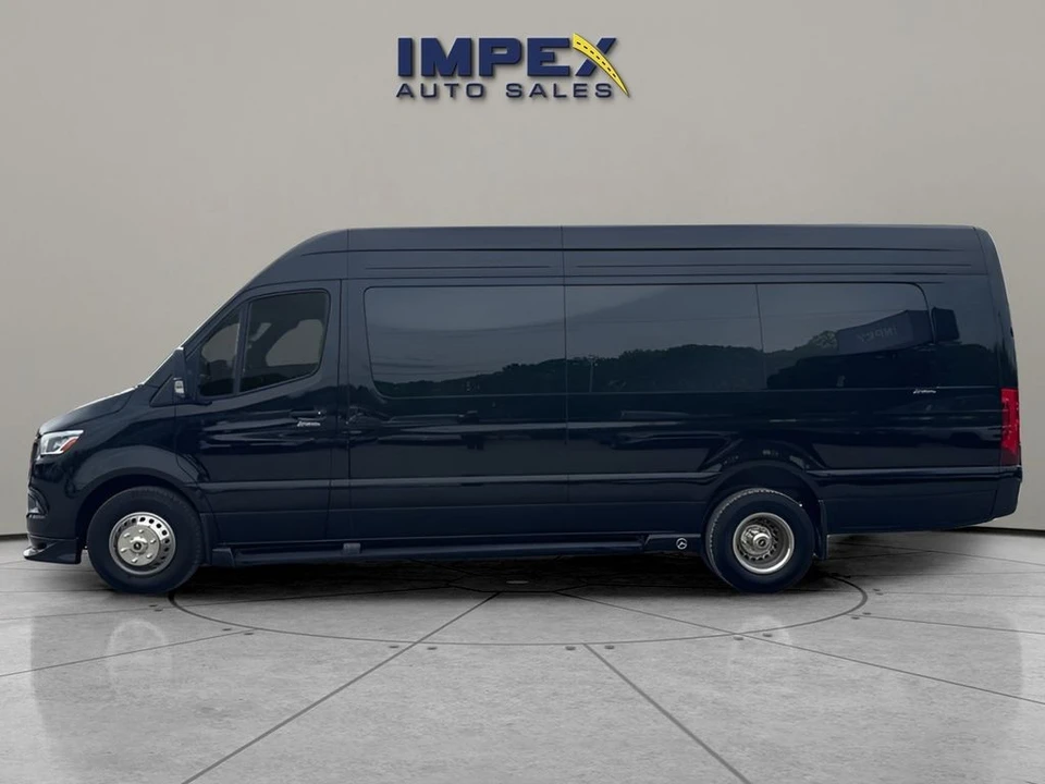 2024 Mercedes-Benz VS30 Sprinter - Image 2 of 21
