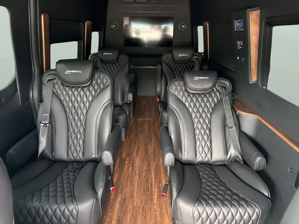 2024 Mercedes-Benz VS30 Sprinter - Image 11 of 21