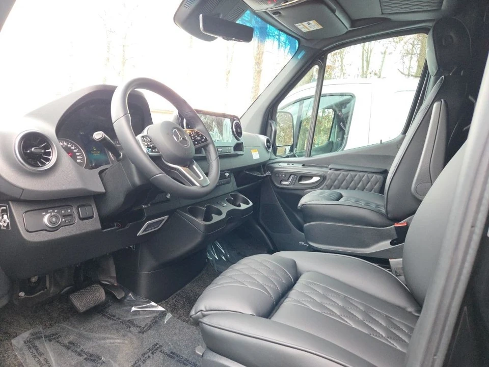 2024 Mercedes-Benz VS30 Sprinter - Image 3 of 6