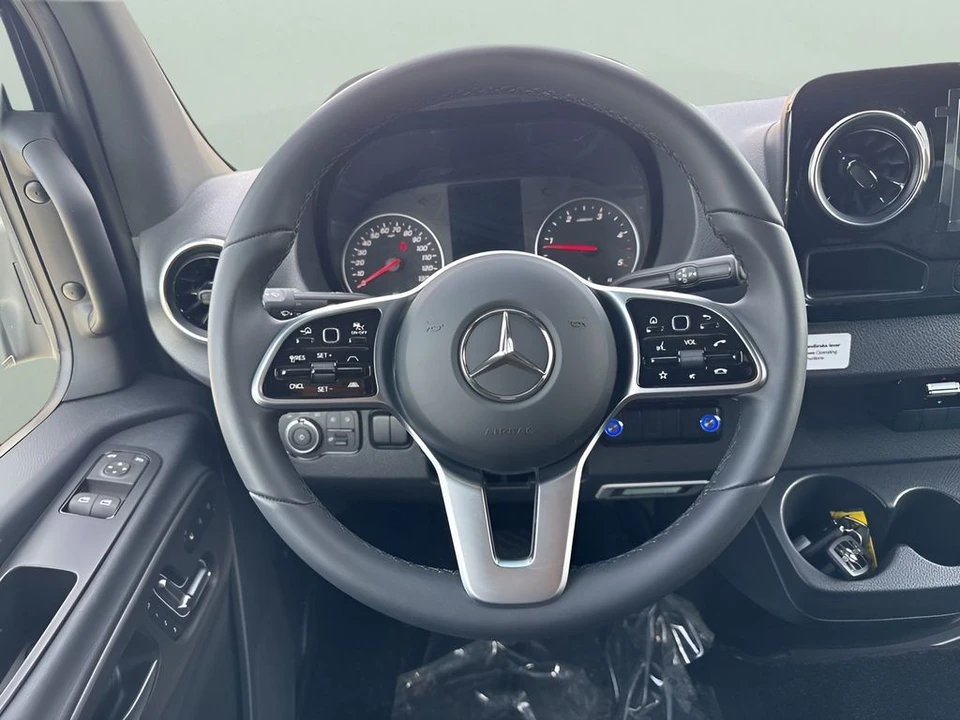 2024 Mercedes-Benz VS30 Sprinter - Image 18 of 21