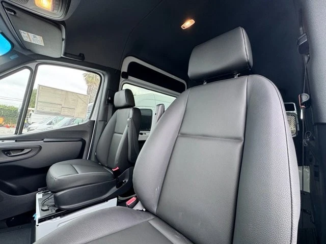 2024 Mercedes-Benz VS30 Sprinter - Image 20 of 21