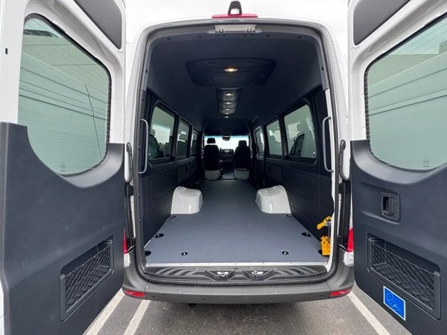 2024 Mercedes-Benz VS30 Sprinter - Image 14 of 21