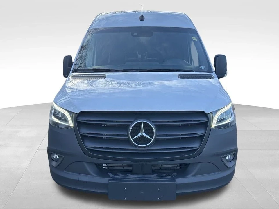 2024 Mercedes-Benz VS30 Sprinter - Image 8 of 12