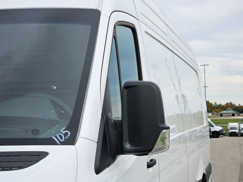 2024 Mercedes-Benz VS30 Sprinter - Image 8 of 12
