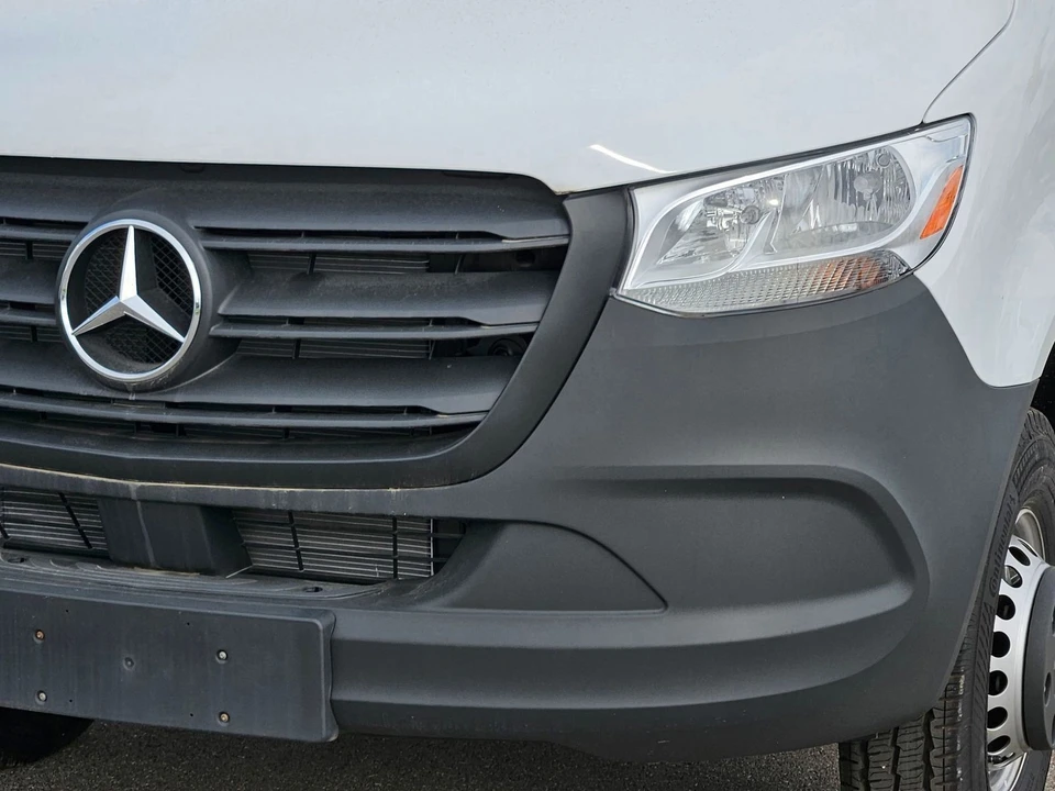 2024 Mercedes-Benz VS30 Sprinter - Image 9 of 21
