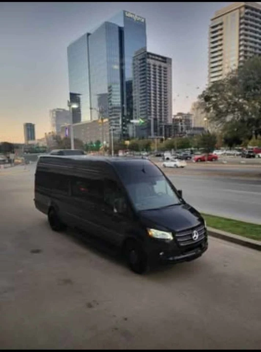 2024 Mercedes-Benz VS30 Sprinter - Image 3 of 10