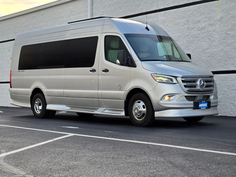 2024 Mercedes-Benz VS30 Sprinter - Image 3 of 21