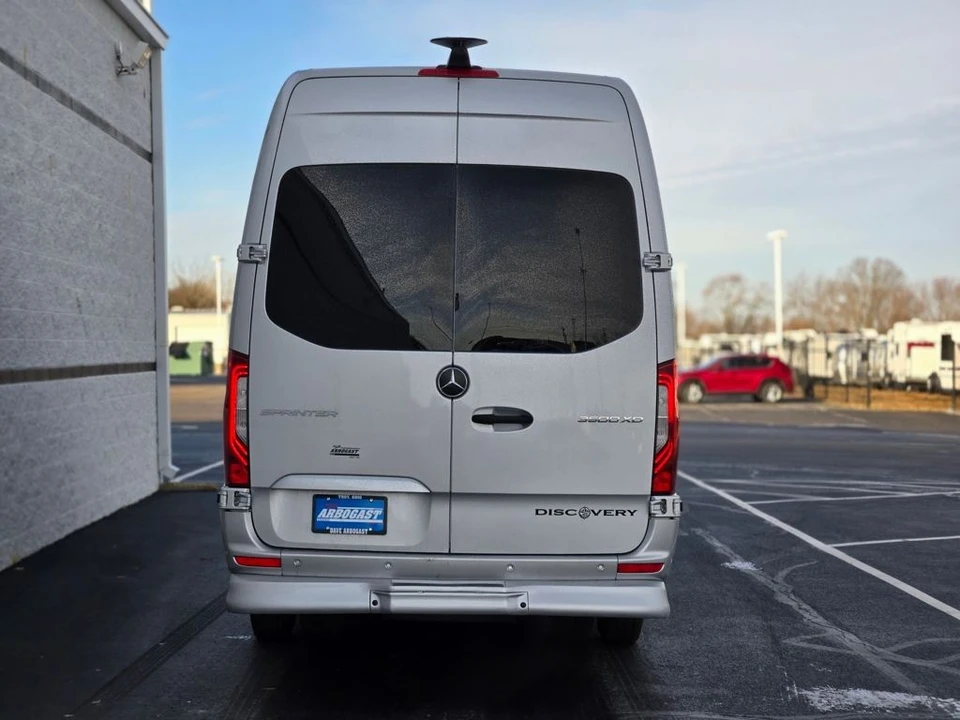 2024 Mercedes-Benz VS30 Sprinter - Image 11 of 21