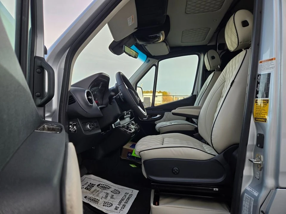 2024 Mercedes-Benz VS30 Sprinter - Image 15 of 21