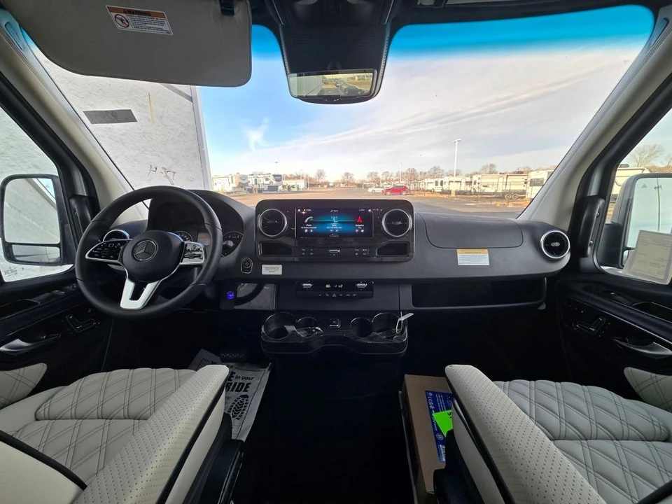 2024 Mercedes-Benz VS30 Sprinter - Image 19 of 21