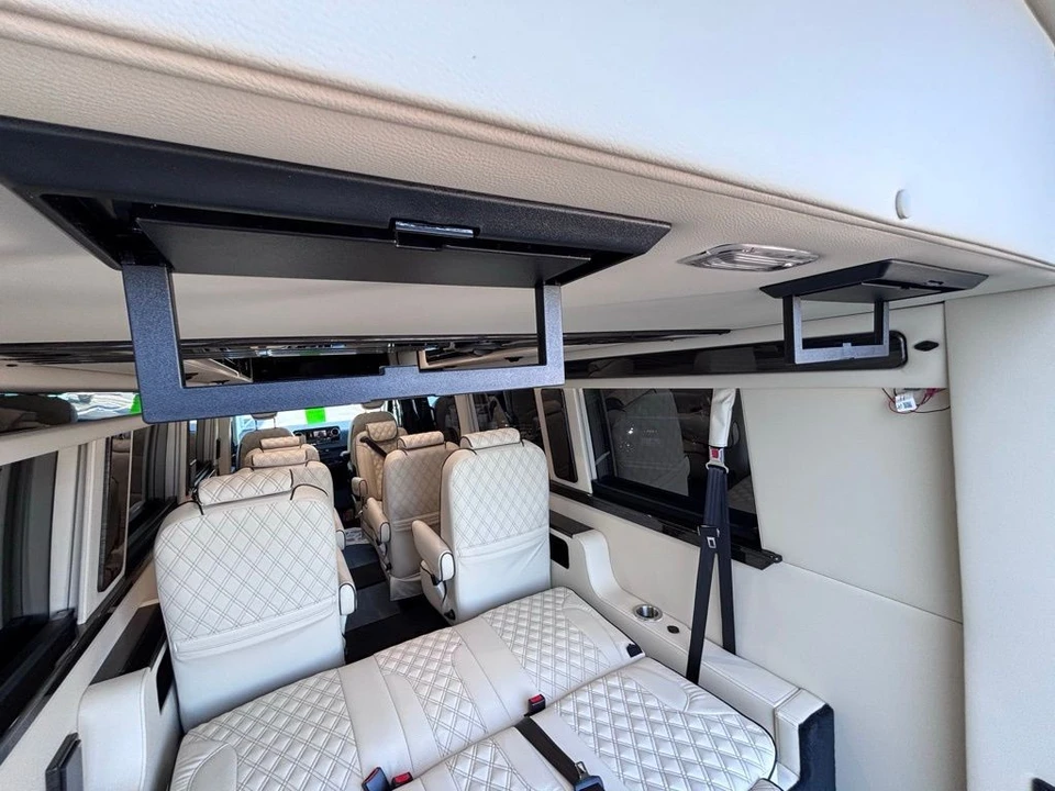 2024 Mercedes-Benz VS30 Sprinter - Image 13 of 21