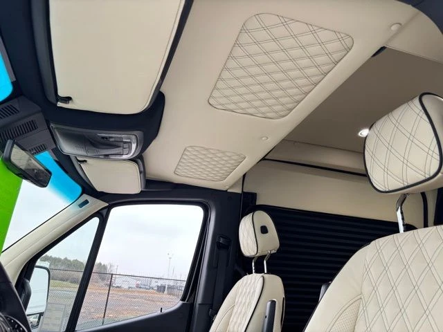 2024 Mercedes-Benz VS30 Sprinter - Image 20 of 21