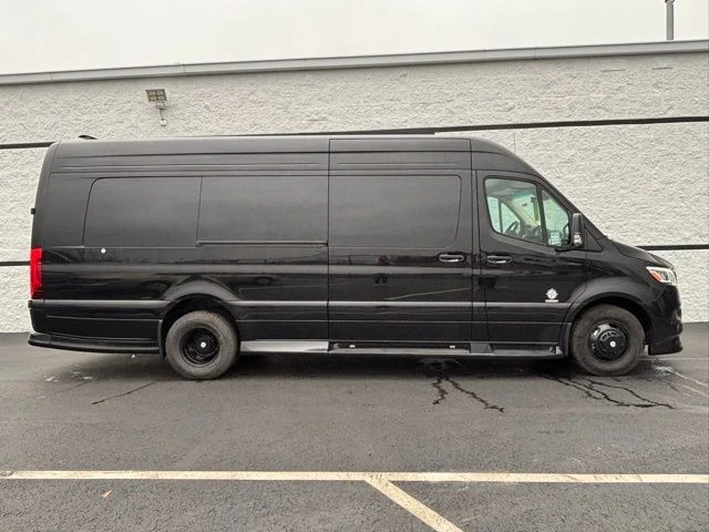 2024 Mercedes-Benz VS30 Sprinter - Image 8 of 21