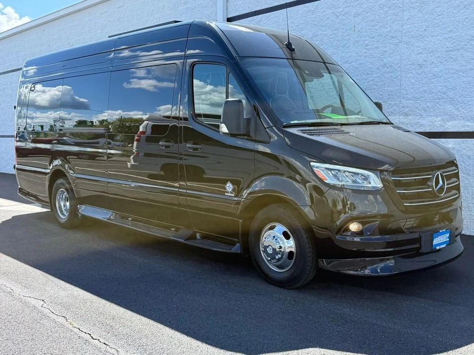 2024 Mercedes-Benz VS30 Sprinter - Image 3 of 21
