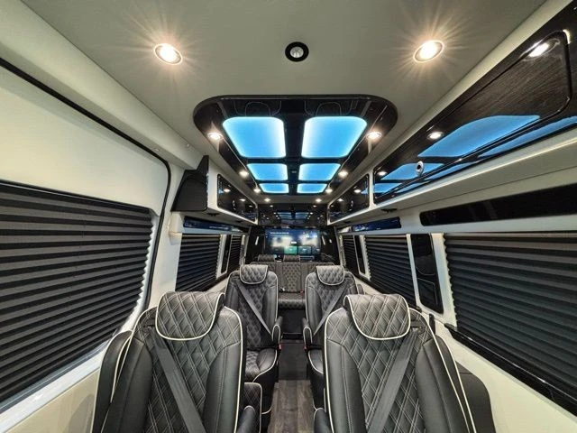 2024 Mercedes-Benz VS30 Sprinter - Image 4 of 21