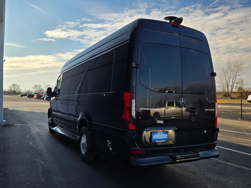 2024 Mercedes-Benz VS30 Sprinter - Image 14 of 21