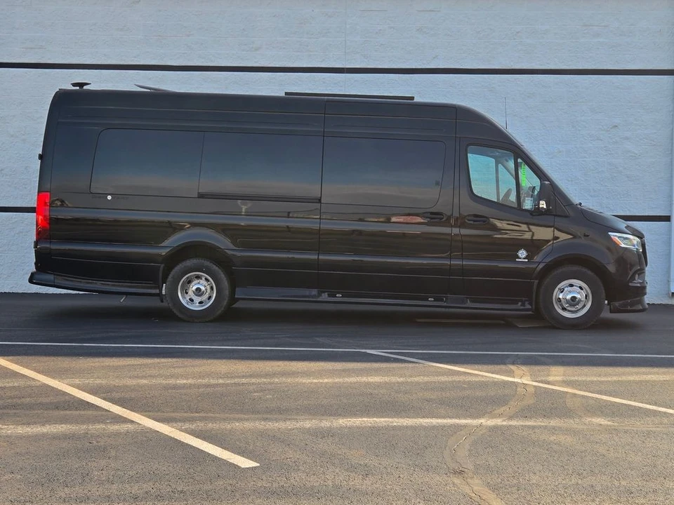 2024 Mercedes-Benz VS30 Sprinter - Image 8 of 21