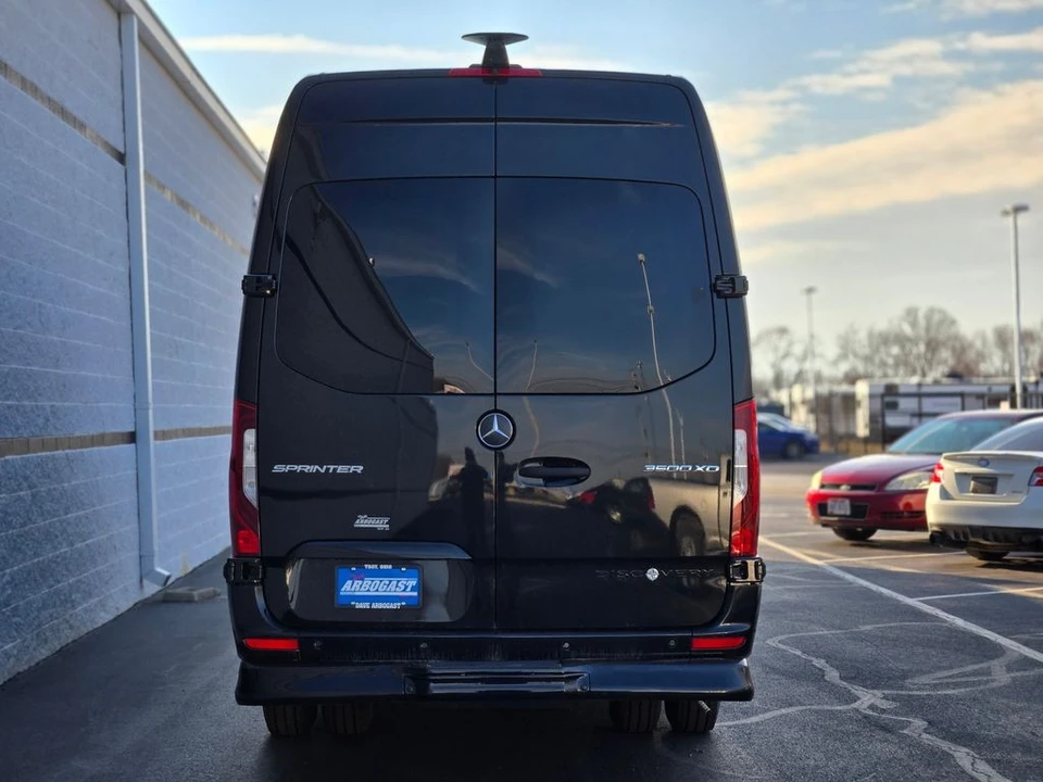 2024 Mercedes-Benz VS30 Sprinter - Image 11 of 21