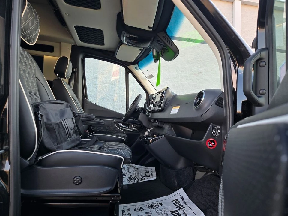 2024 Mercedes-Benz VS30 Sprinter - Image 18 of 21