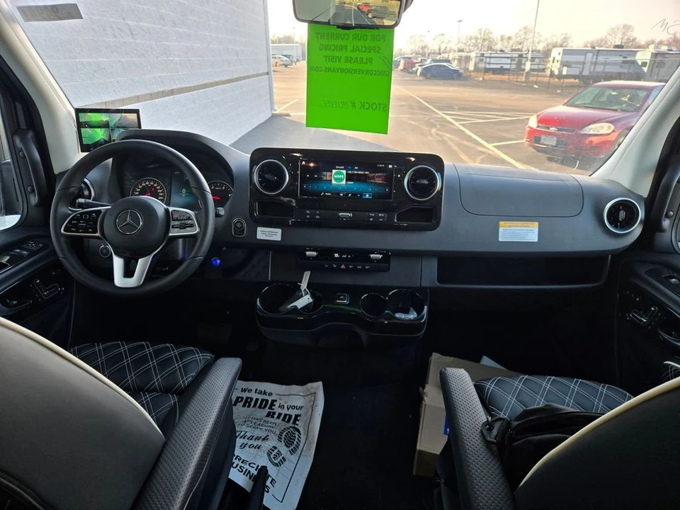 2024 Mercedes-Benz VS30 Sprinter - Image 19 of 21