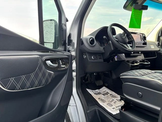 2024 Mercedes-Benz VS30 Sprinter - Image 12 of 21