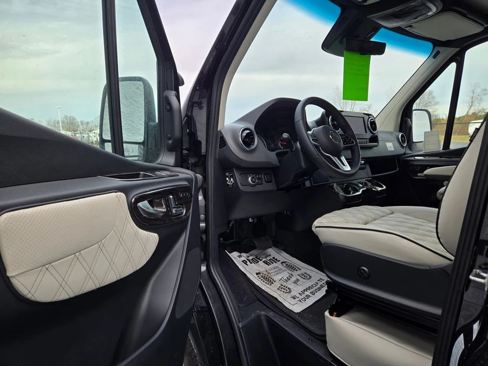 2024 Mercedes-Benz VS30 Sprinter - Image 16 of 21