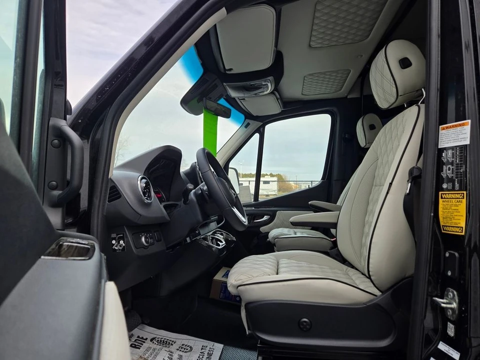 2024 Mercedes-Benz VS30 Sprinter - Image 17 of 21