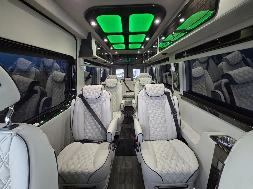 2024 Mercedes-Benz VS30 Sprinter - Image 4 of 21