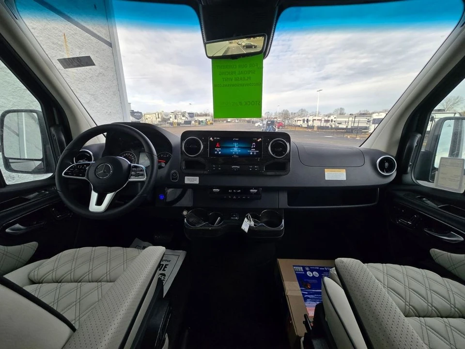 2024 Mercedes-Benz VS30 Sprinter - Image 20 of 21