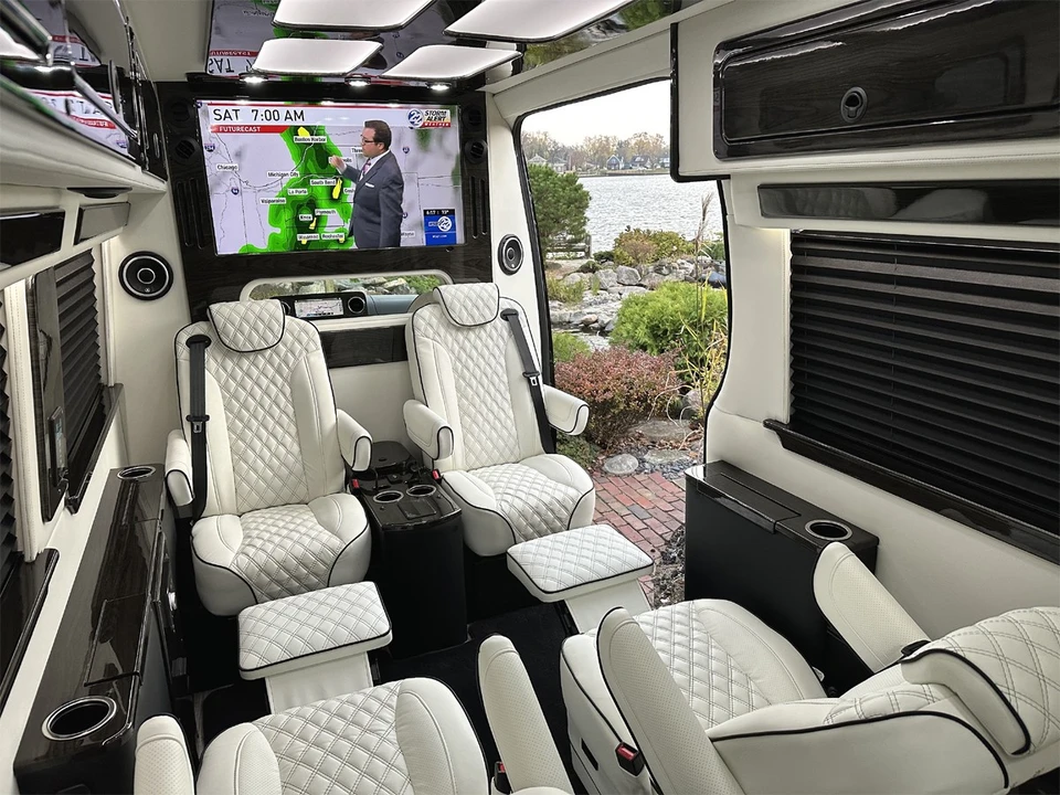 2024 Mercedes-Benz VS30 Sprinter - Image 16 of 21