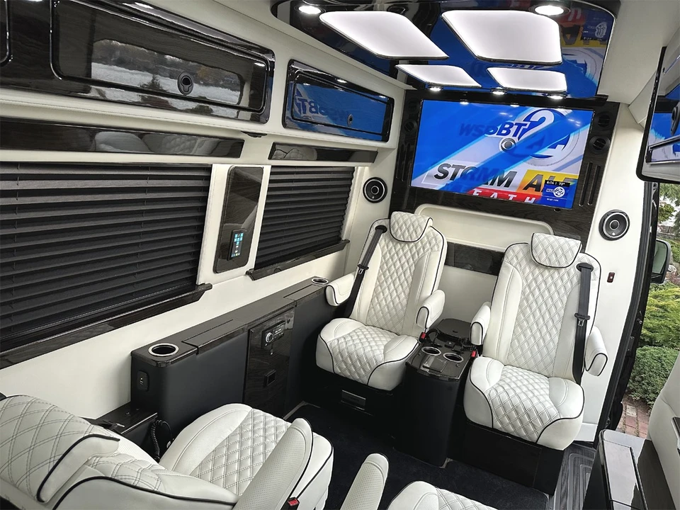 2024 Mercedes-Benz VS30 Sprinter - Image 15 of 21